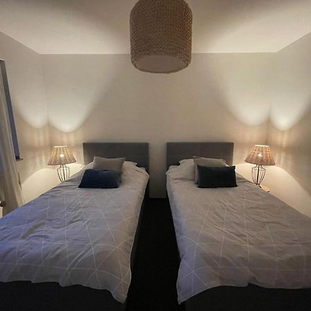 Ideale Unterkunft In Duesseldorf-Nord Exteriör bild